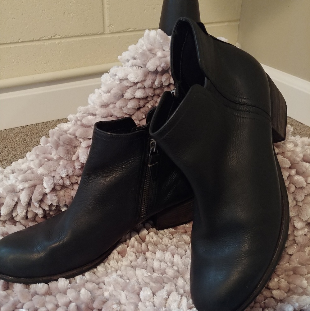 Clarks Artisan ankle boots